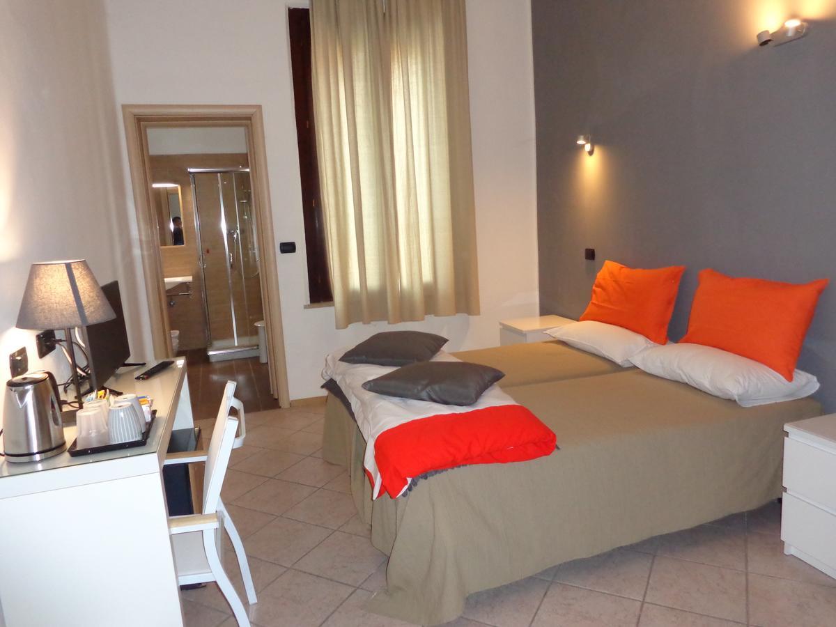 Da Battista Hotel Suzzara Luaran gambar
